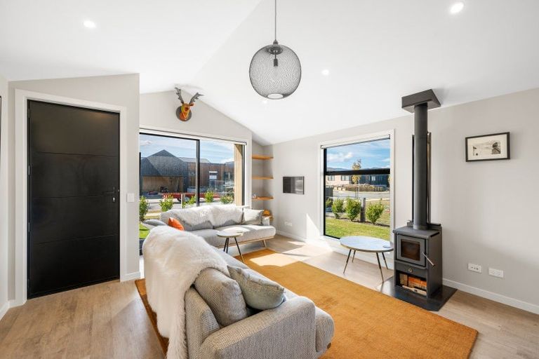 Photo of property in Northlake, 25 Gladbrook Street, Wanaka, 9305