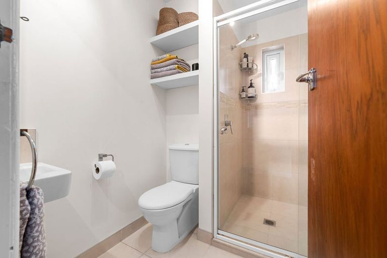 Photo of property in 16a Forest Lake Road, Forest Lake, Hamilton, 3200