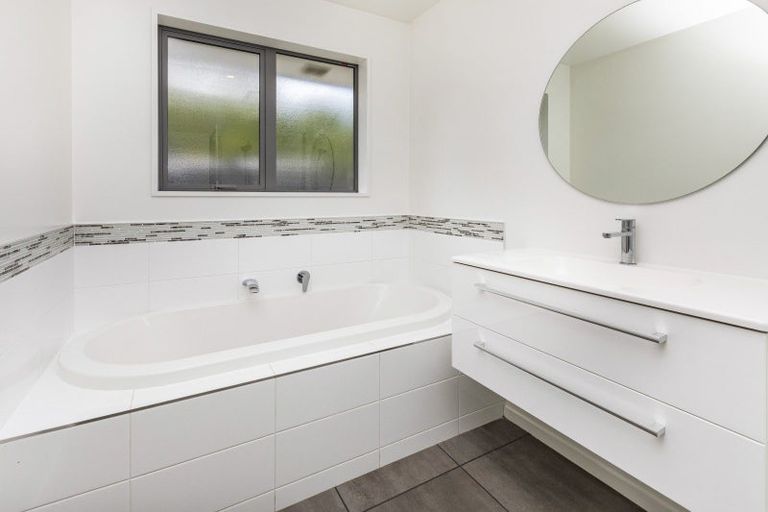 Photo of property in 9 Florin Place, Prebbleton, 7604