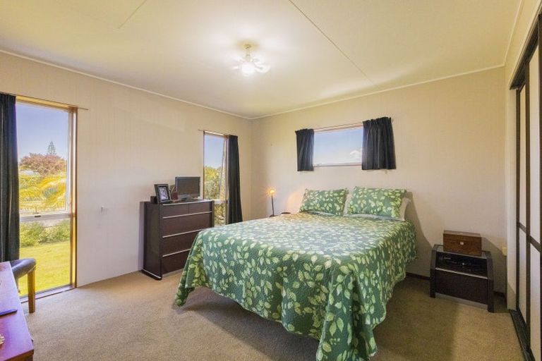 Photo of property in 15 Spriggs Crescent, Greenmeadows, Napier, 4112