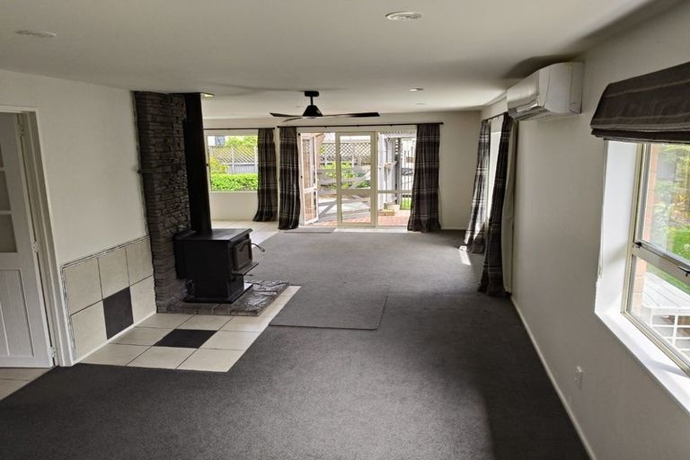 Photo of property in 16 Marshall Street, Rangiora, 7400