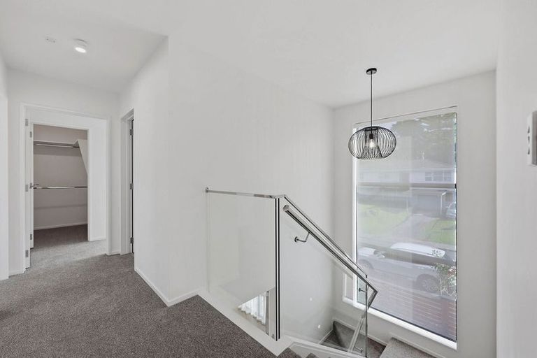 Photo of property in 71 Salamanca Road, Sunnynook, Auckland, 0620