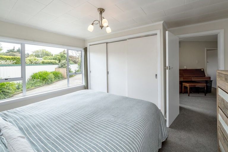 Photo of property in 26 Costley Street, Carterton, 5713