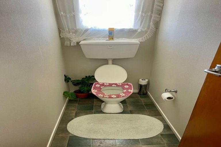 Photo of property in 5 Totara Drive, St Andrews, Hamilton, 3200