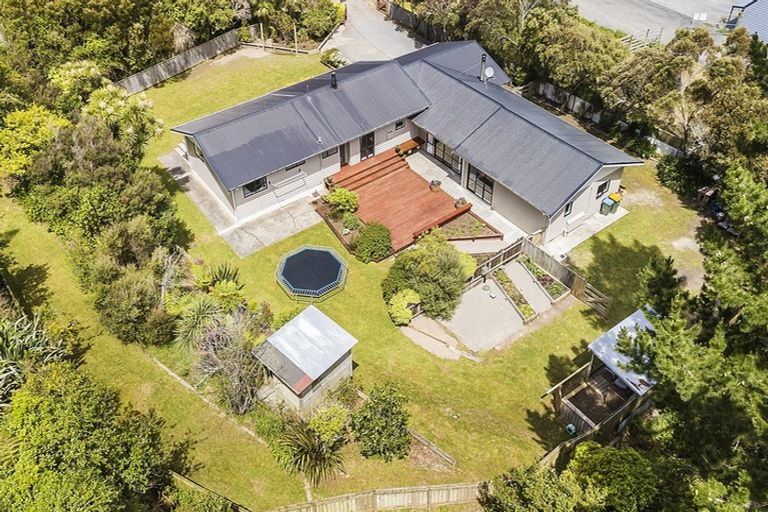 Photo of property in 13 Mulhern Road, Judgeford, Porirua, 5381