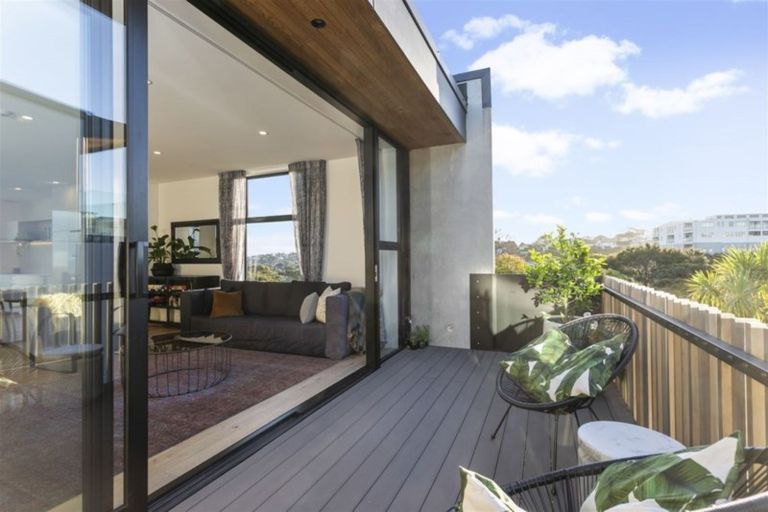 Photo of property in Sugar Lane Apartments, 13/31 Rawene Road, Birkenhead, Auckland, 0626