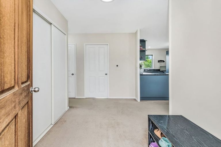 Photo of property in 8 Cross Street, Coalgate, 7673