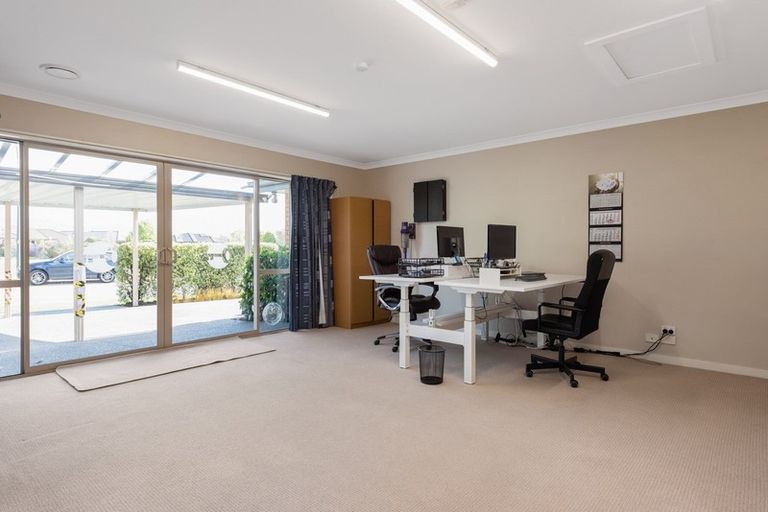 Photo of property in 27 Tremorne Avenue, Blenheim, 7201