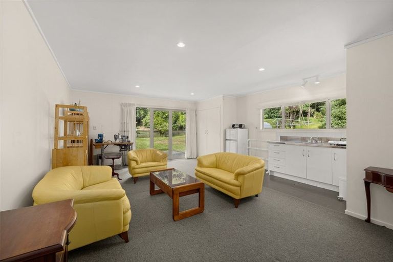 Photo of property in 105 Yorke Road, Haruru, 0204