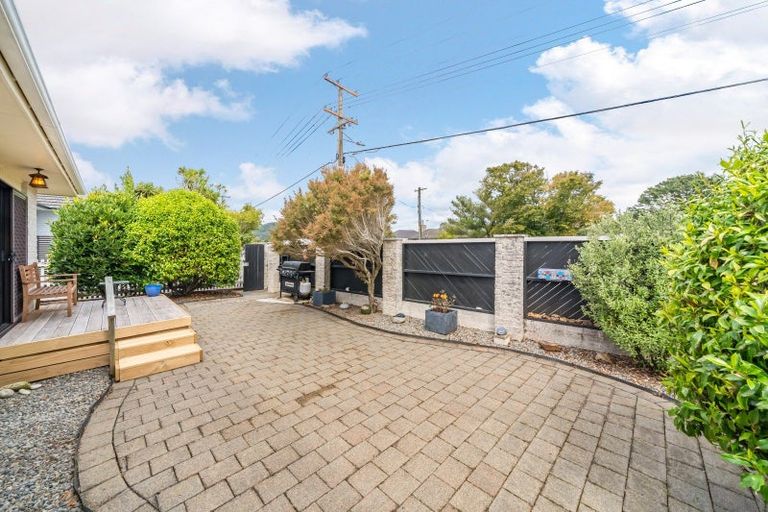 Photo of property in 1/63 Fraser Crescent, Elderslea, Upper Hutt, 5018