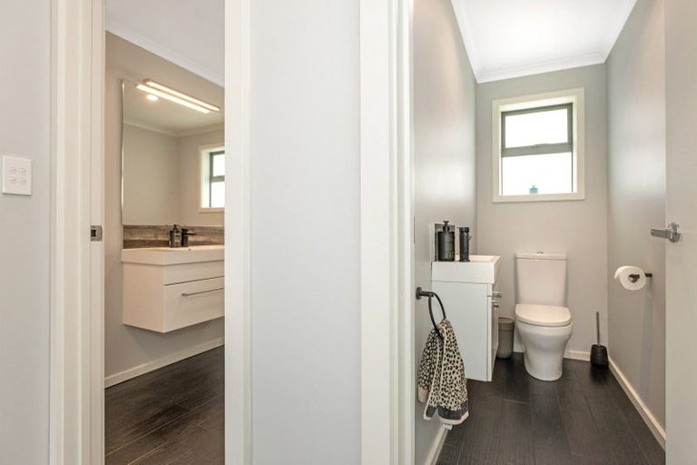 Photo of property in 15 Sterling Park, Lytton West, Gisborne, 4010