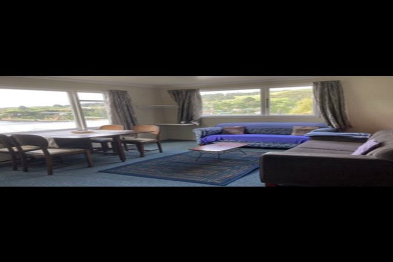 Photo of property in 38 Marine Parade, Macandrew Bay, Dunedin, 9014