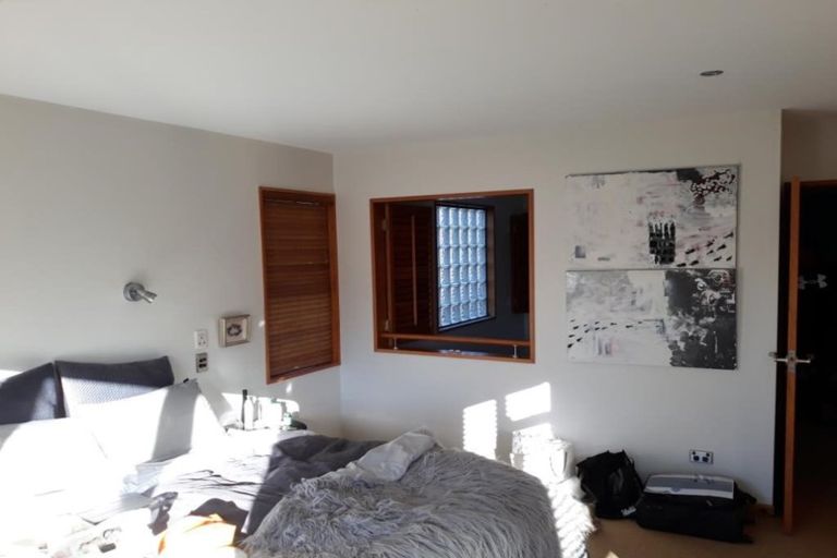 Photo of property in 8 Dalefield Drive, Cashmere, Christchurch, 8022