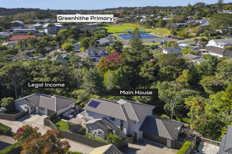 Photo of property in 29d Greenhithe Road, Greenhithe, Auckland, 0632