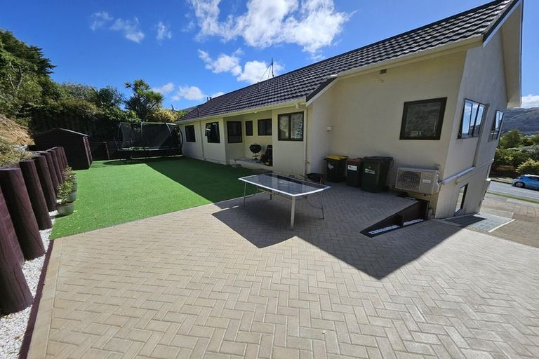 Photo of property in 65 Woodman Drive, Tawa, Wellington, 5028