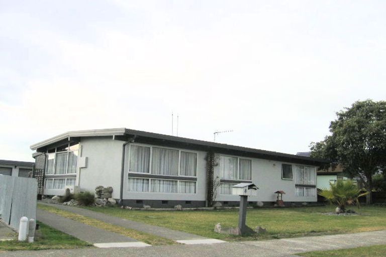Photo of property in 8 Bristol Street, Tamatea, Napier, 4112