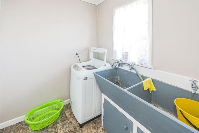 Photo of property in 11 Broadhead Avenue, Tawhero, Whanganui, 4501