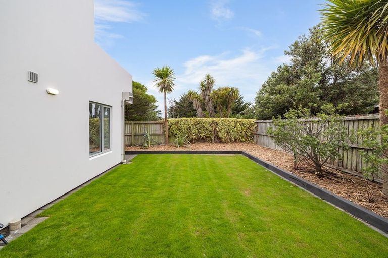 Photo of property in 2/8 Ballance Street, Waimairi Beach, Christchurch, 8083