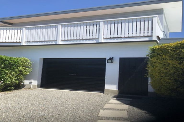 Photo of property in 109 Beachville Road, Redcliffs, Christchurch, 8081