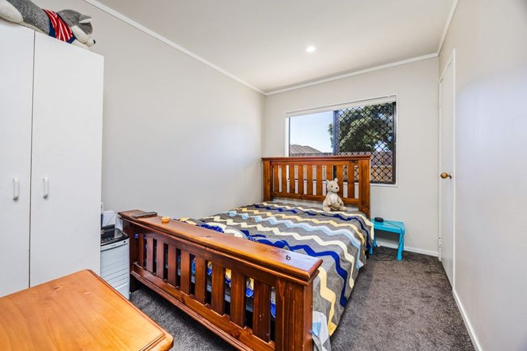 Photo of property in 2/10 Airfield Road, Takanini, 2112