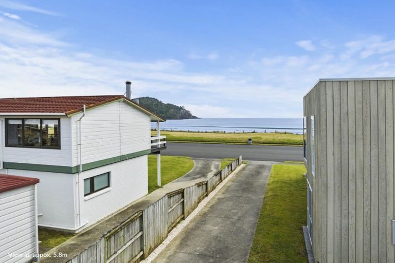 Photo of property in 107b Esplanade Drive, Whangamata, 3620