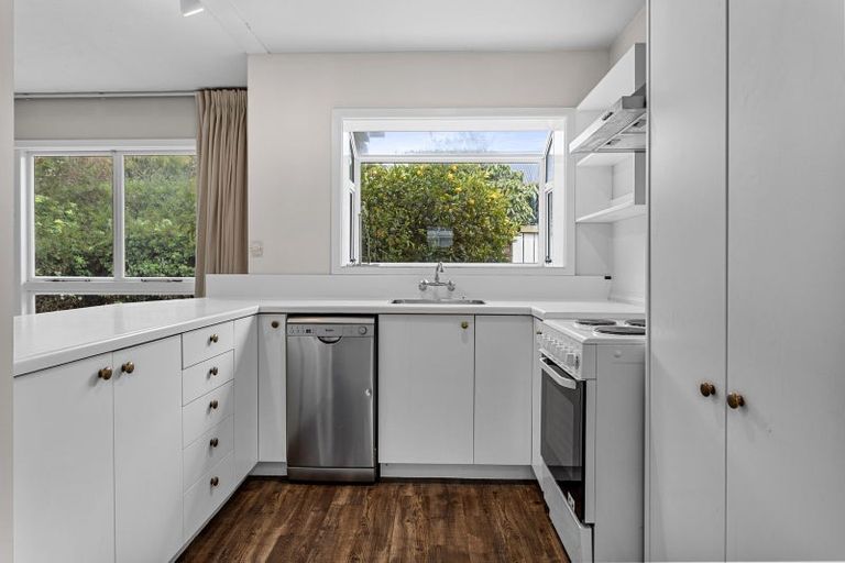 Photo of property in 114b Office Road, Merivale, Christchurch, 8014