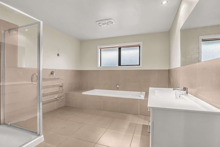 Photo of property in 13 Farm Road, Allenton, Ashburton, 7700