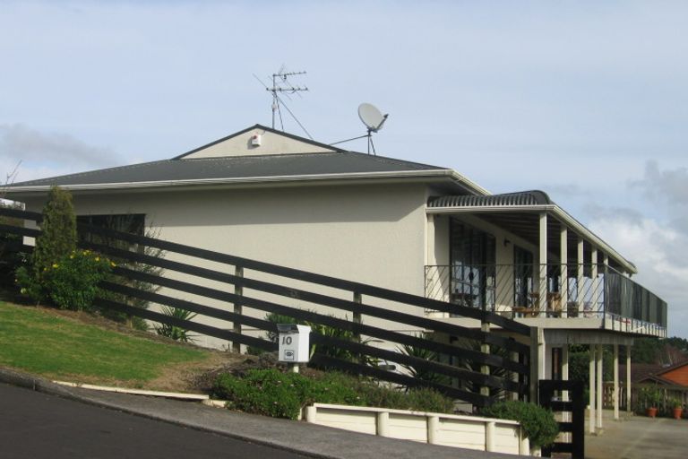 Photo of property in 10 Brooke Road, Red Hill, Papakura, 2110