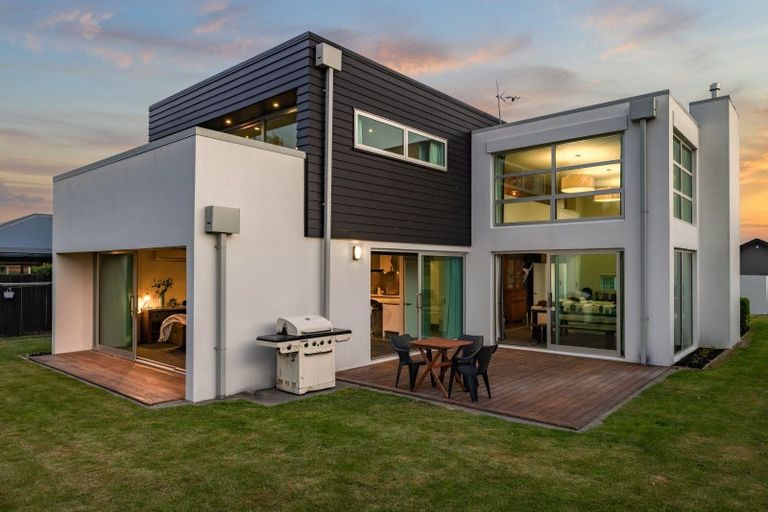 Photo of property in 12 Reka Street, Parklands, Christchurch, 8083