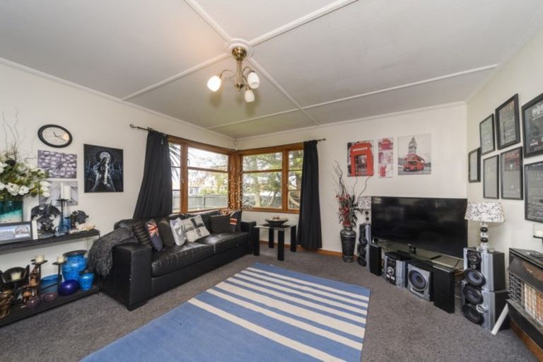 Photo of property in 21 Botanical Road, Takaro, Palmerston North, 4412