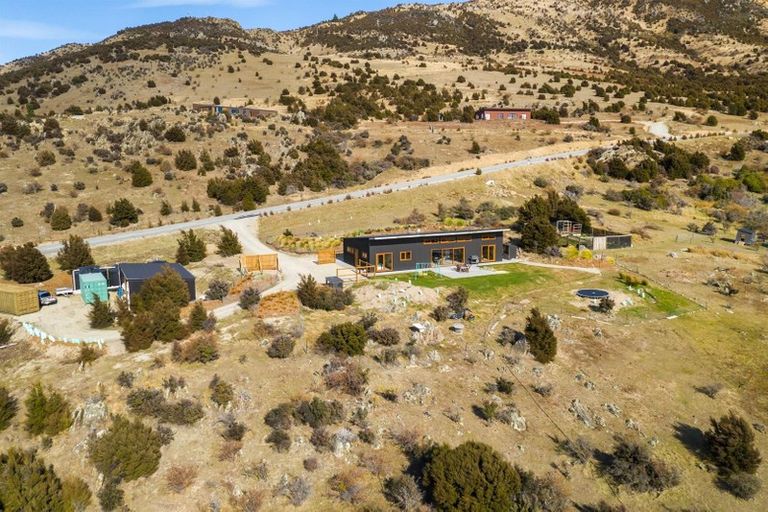 Photo of property in 177 Wailana Heights Drive, Queensberry, Cromwell, 9383