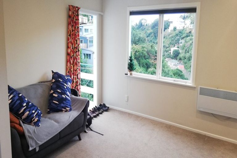 Photo of property in 1/139 Raroa Road, Aro Valley, Wellington, 6012
