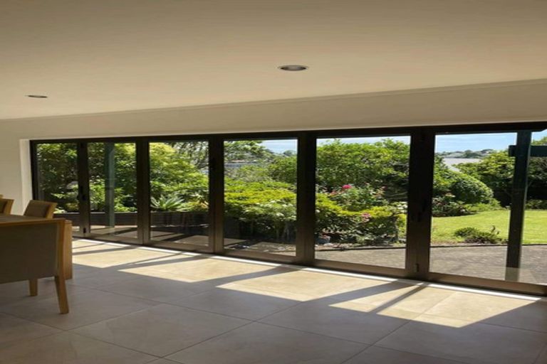 Photo of property in 7 Aotearoa Terrace, Murrays Bay, Auckland, 0630