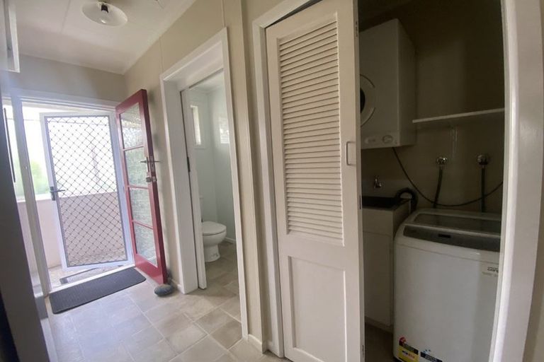 Photo of property in 124b Govett Avenue, Frankleigh Park, New Plymouth, 4310