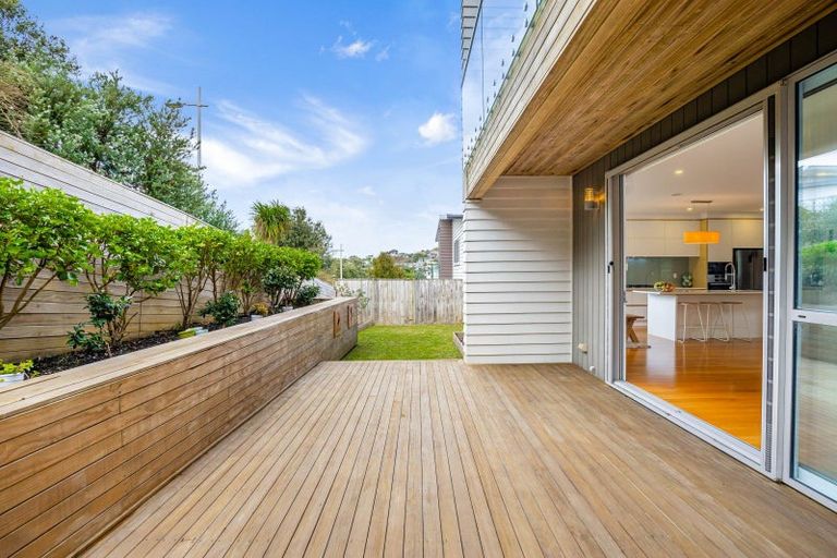 Photo of property in 4 Carex Way, Long Bay, Auckland, 0630