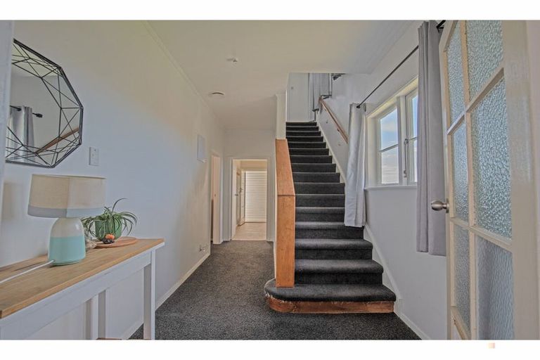 Photo of property in 15 Tay Street, Waimataitai, Timaru, 7910