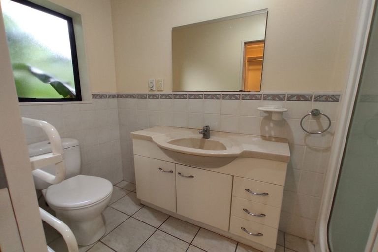 Photo of property in 287 Royal Road, Massey, Auckland, 0614