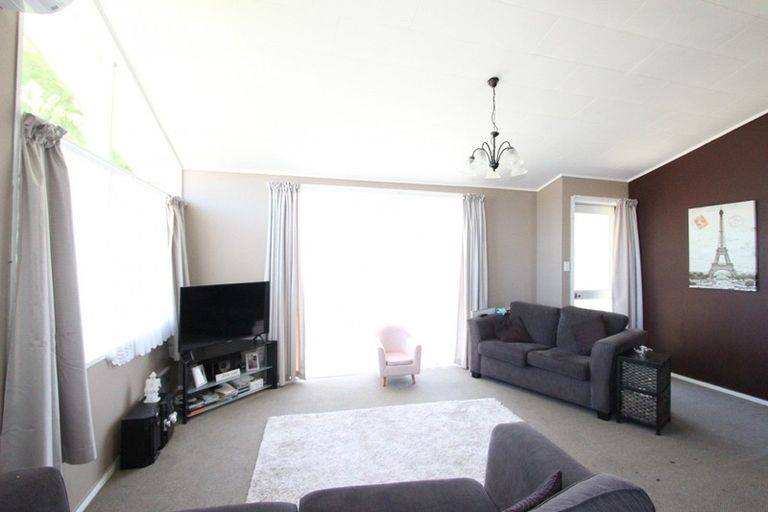 Photo of property in 15 George Street, Pahiatua, 4910