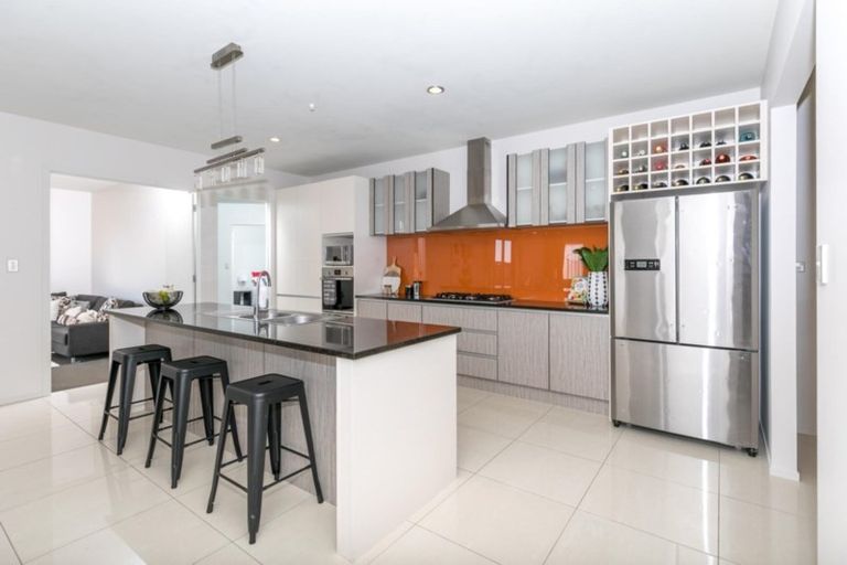 Photo of property in 9 Hampshire Court, Flagstaff, Hamilton, 3210