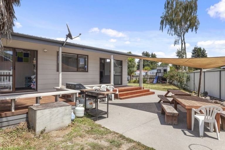 Photo of property in 10 Kanuka Place, Edgecumbe, 3120