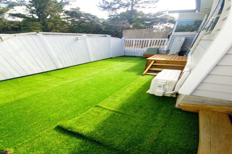 Photo of property in 82 Kyle Road, Greenhithe, Auckland, 0632