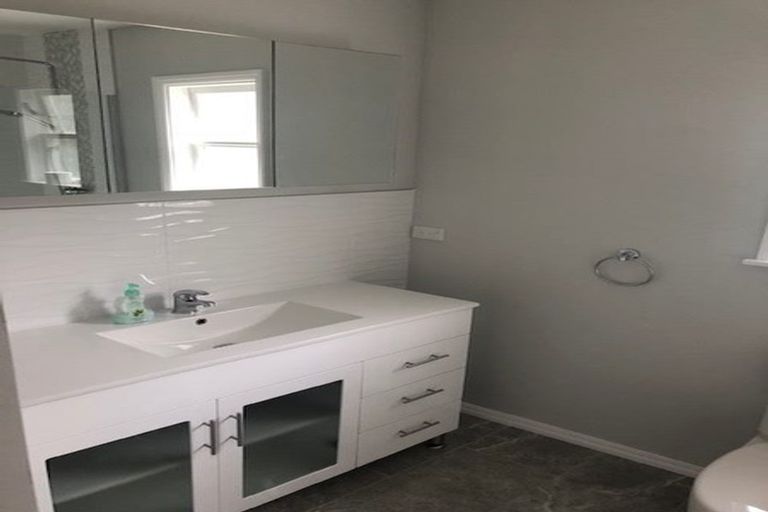 Photo of property in 21 Peel Place, Wainuiomata, Lower Hutt, 5014