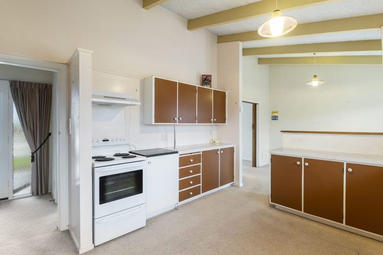 Photo of property in 556 Queen Street East, Levin, 5510