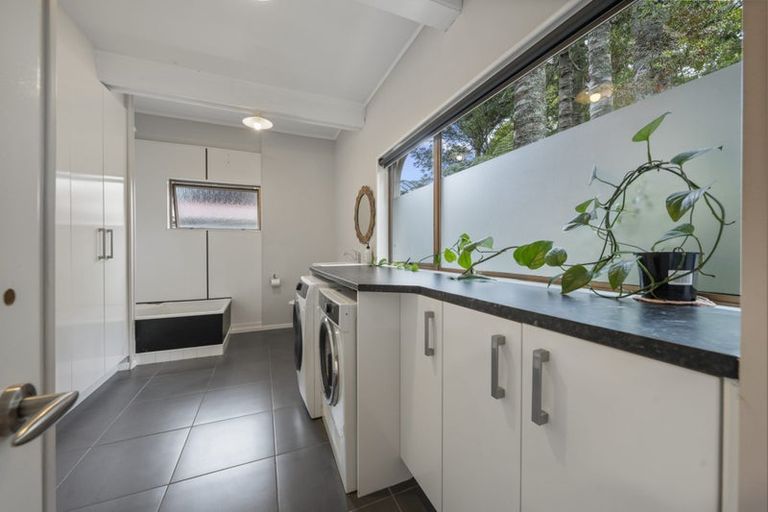 Photo of property in 23 Tainui Road, Titirangi, Auckland, 0604