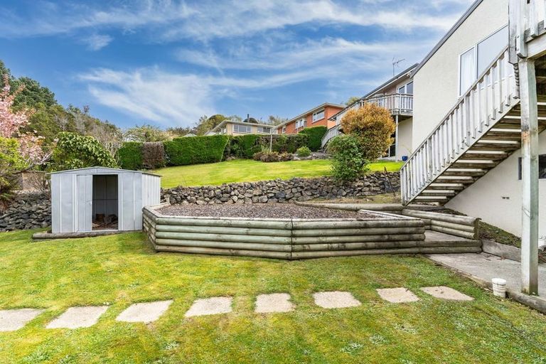 Photo of property in 5 Larkins Street, Helensburgh, Dunedin, 9010