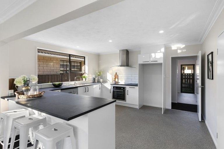 Photo of property in 16a Rawhiti Street, Stokes Valley, Lower Hutt, 5019