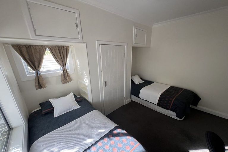 Photo of property in 8 Raumati Terrace, Khandallah, Wellington, 6035