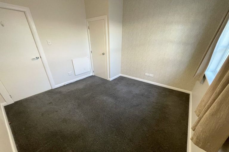 Photo of property in 19 Naenae Road, Naenae, Lower Hutt, 5011