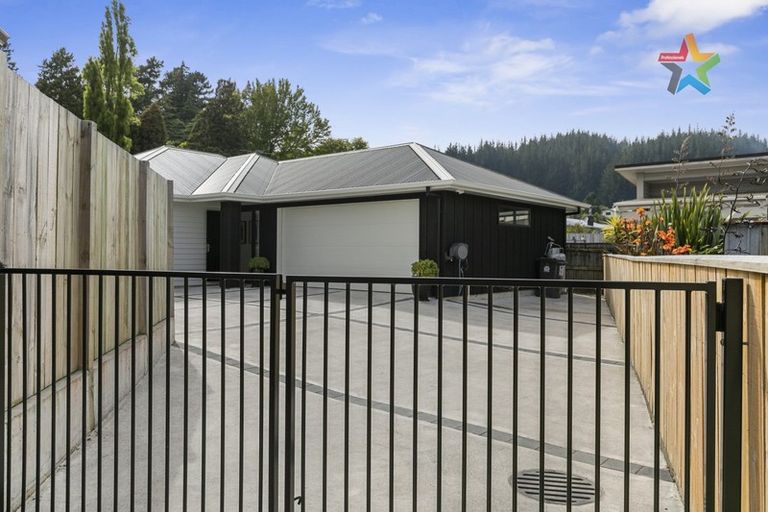 Photo of property in 41b Moeraki Road, Maoribank, Upper Hutt, 5018