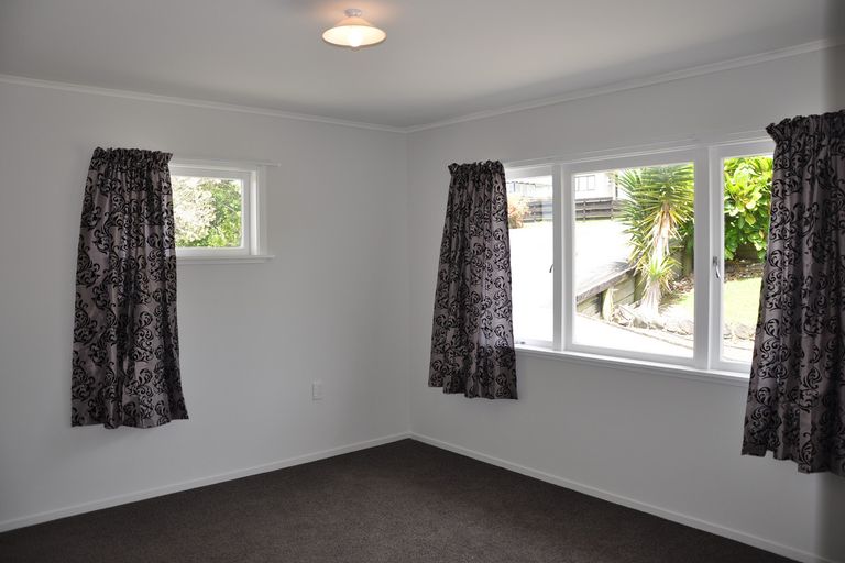 Photo of property in 50 Rodney Street, Wellsford, 0900